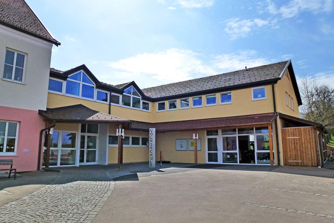 Volksschule Hochburg-Ach