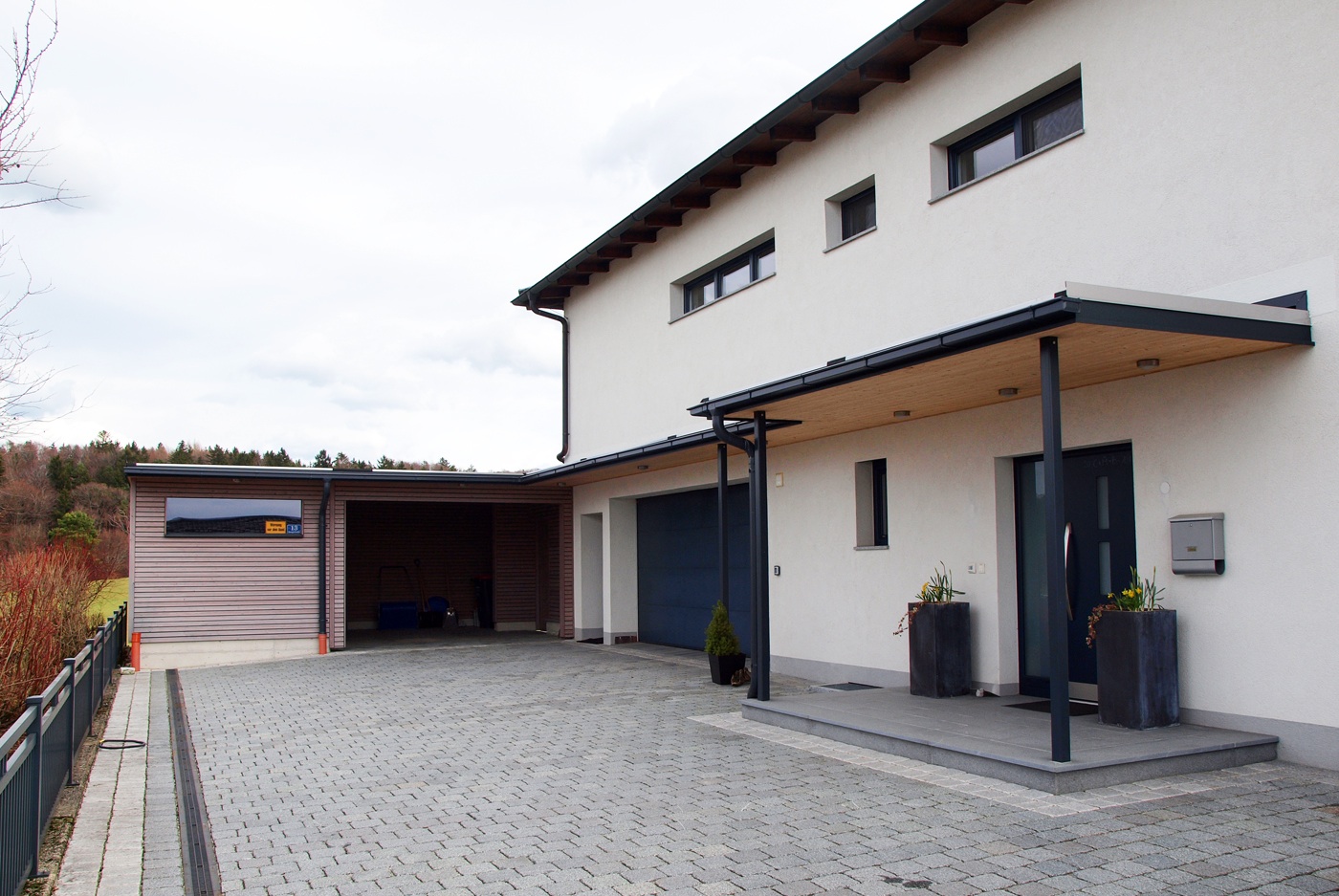 Carport und Eingangsüberdachung
